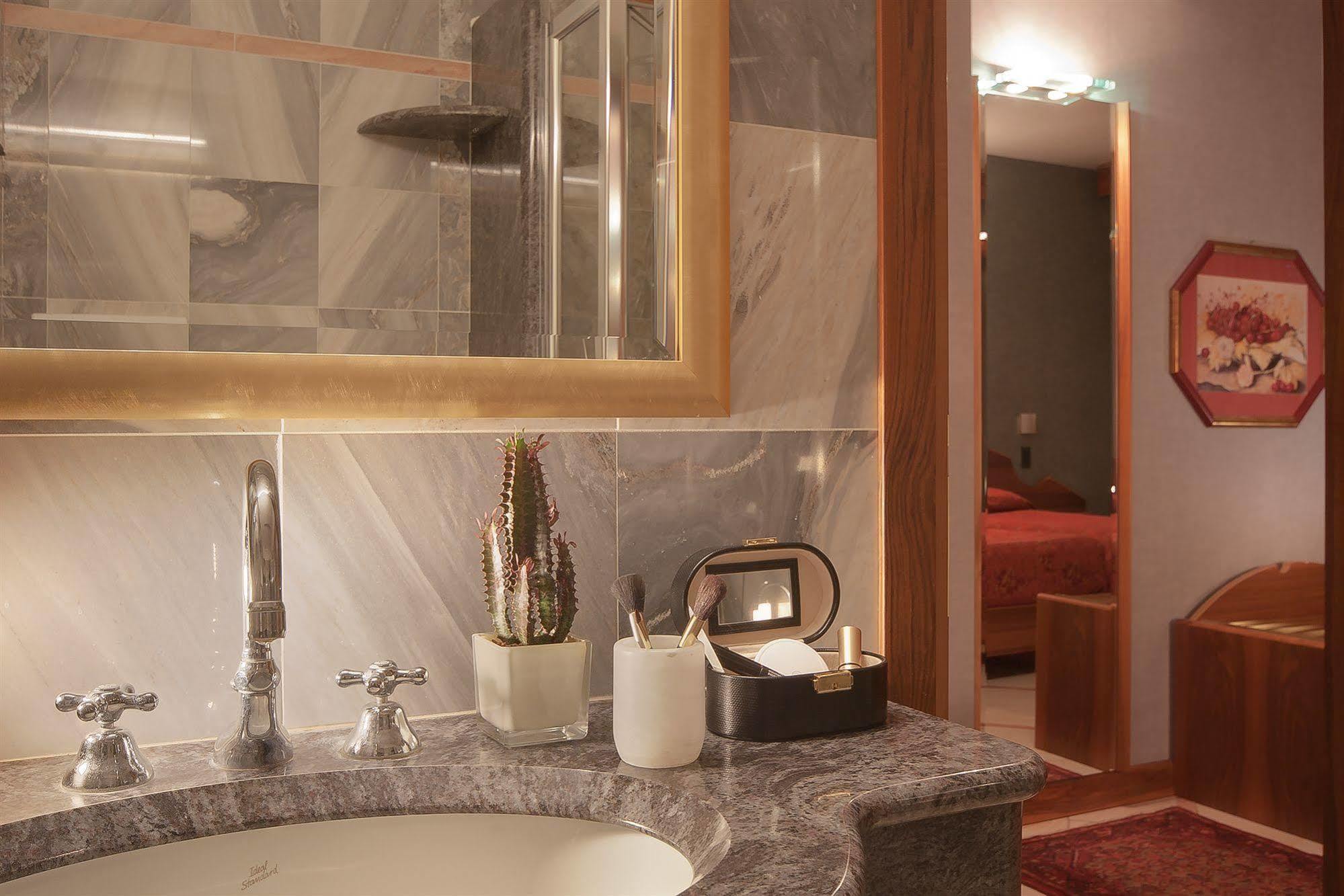 Hotel Sunflower Milano